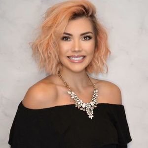 Meet your Posher, Angelina